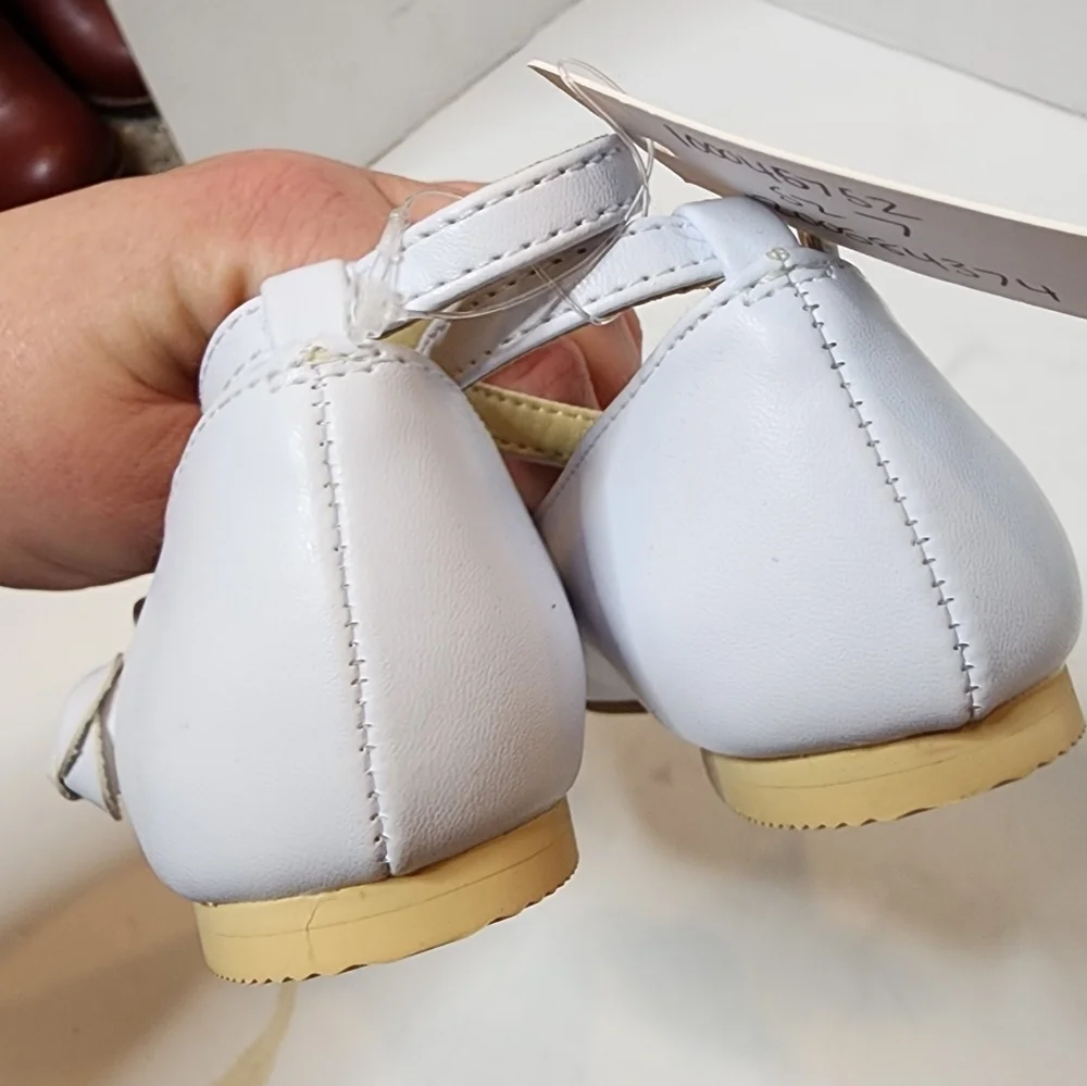 NWT Janie and Jack White 3D Flower Almond Toe Ballet Flats‎ Shoes Kids Size 7